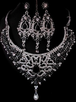 rhodium-necklaces-jewellery-003862FN4301